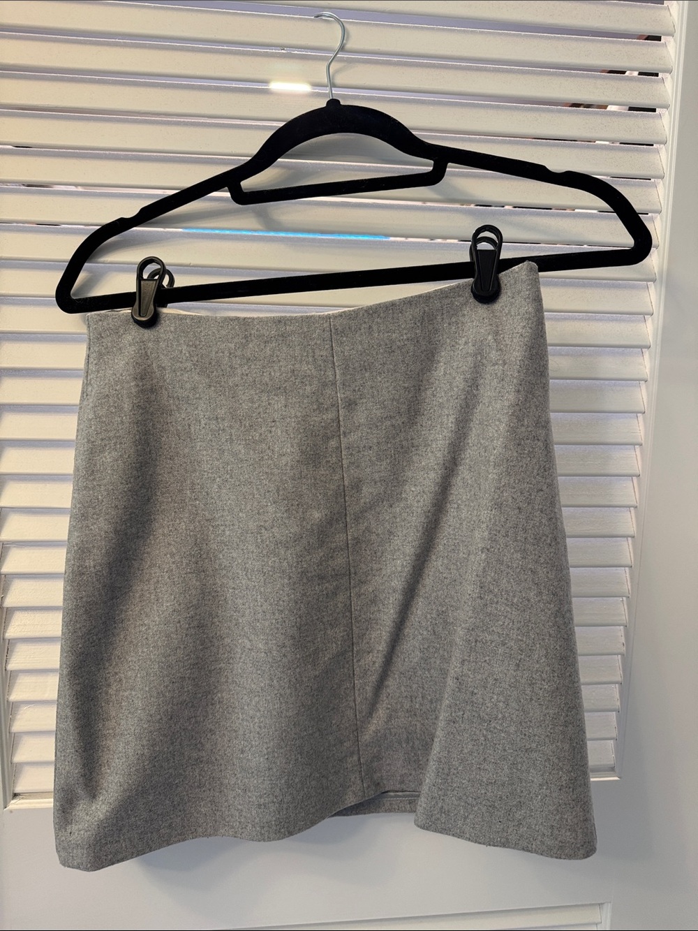 Aritzia Wilfred Light Gray Wool Mini Skirt